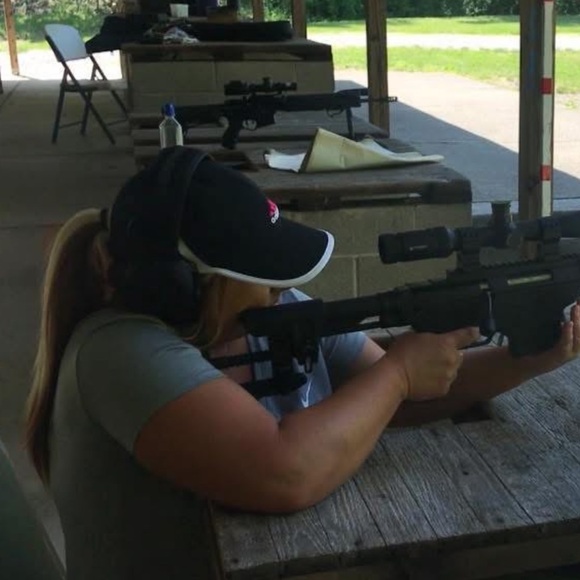 Lita, Daughter, RN caring for mother. 1 daughter, Nana 3 grandbabies, PT Realtor - Picture 6 of 7